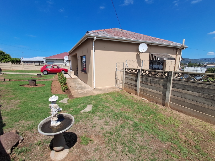3 Bedroom Property for Sale in Van Riebeeck Hoogte Eastern Cape
